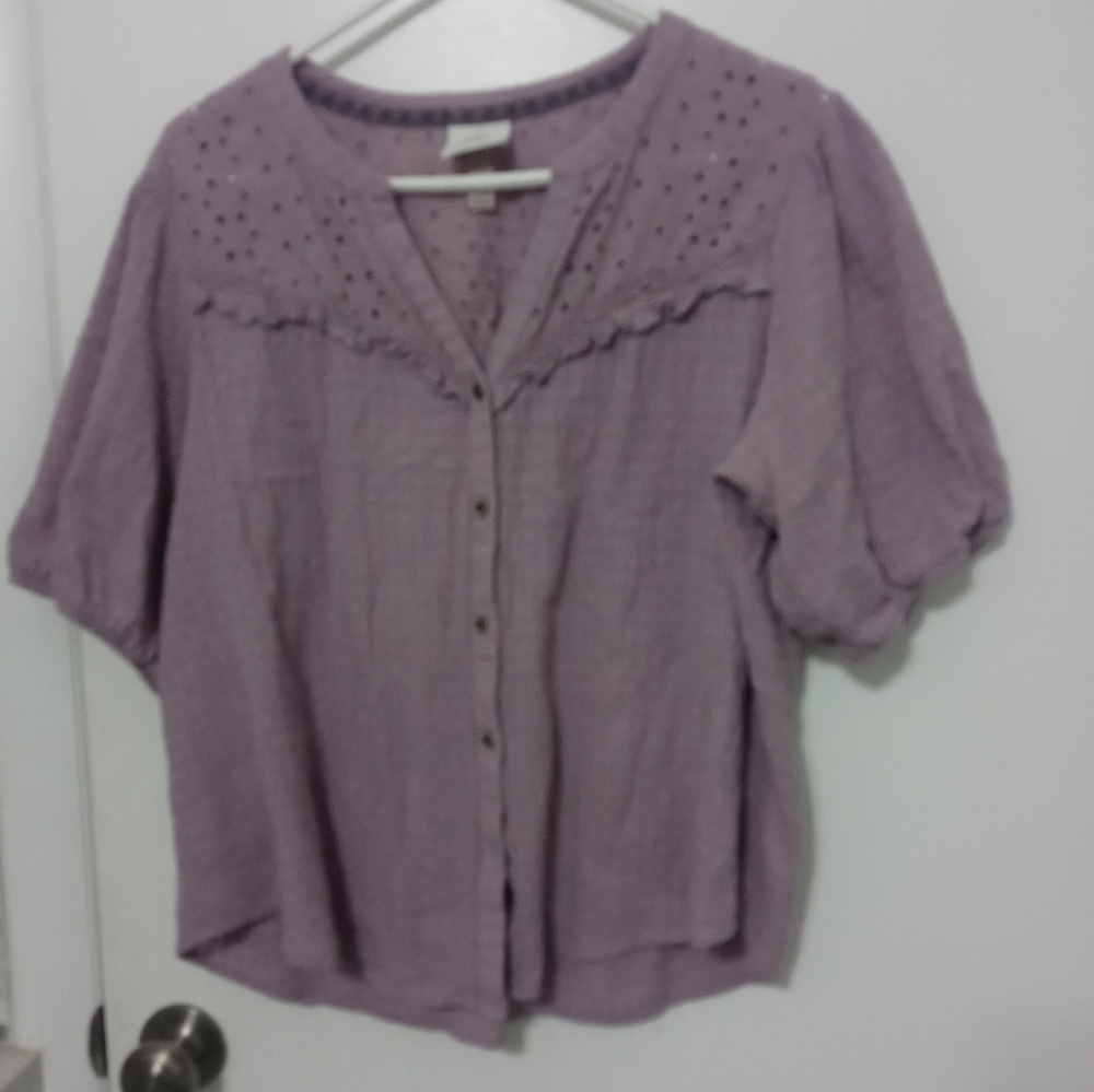Knox Rose lilac short Balloon Sleeve Button Down peek a boo Floral Ruffle blouse